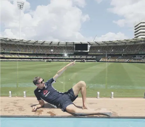  ??  ?? 0 England’s Jake Ball visits the Pooldeck at The Gabba in Brisbane, where the Ashes series will start on Thursday.