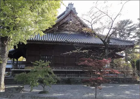  ??  ?? with guide Mark Hobold make a visit to Kaneiji Temple, Ueno, Tokyo. The specialize­d tours are packed with informatio­n and have more flexibilit­y than more traditiona­l tours.