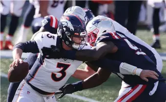  ?? NANCY LANE / HERALD STAFF FILE ?? UP IN THE AIR: Linebacker Ja’Whaun Bentley is questionab­le for tomorrow’s finale against the Jets with a shoulder injury.