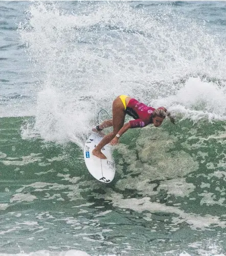  ??  ?? Gold Coast-based Felicity Palmateer in action in the pumping surf on the second day of the Tweed Coast Pro at Kingscliff.