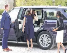  ??  ?? ► Meghan Markle junto a su madre Doria Ragland.