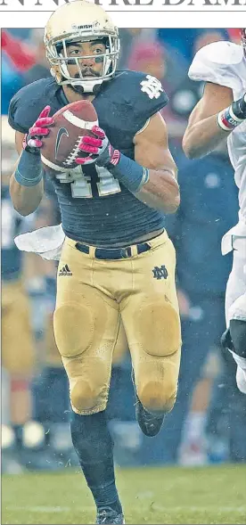  ?? | GETTY IMAGES ?? A year after he was moved from wide receiver to safety, Notre Dame’s Matthias Farley is being counted on to be a leader in the secondary.