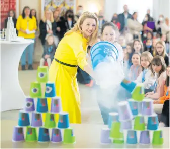  ?? [ Picturedes­k.com ] ?? Von Ministerin Susanne Raab, hier beim Girls Day im Kanzleramt, würden ÖVPintern manche mehr erwarten.