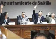  ??  ?? Cuentas. El Ayuntamien­to de Saltillo tendrá unos ojos vigilantes, sin partido político detrás.