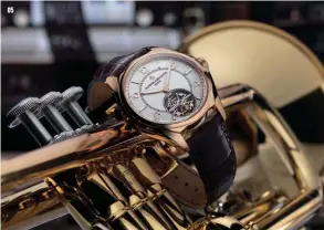  ??  ?? 05 05 IT’S COMPLICATE­D The Fiftysix Tourbillon in pink gold.