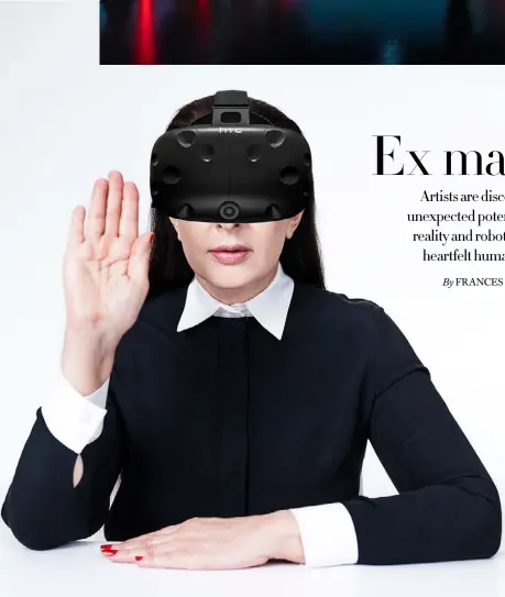  ??  ?? Left: Marina Abramovic wearing a VR headset. Top: Rachel Rossin’s ‘Stalking the Trace’ (2019)