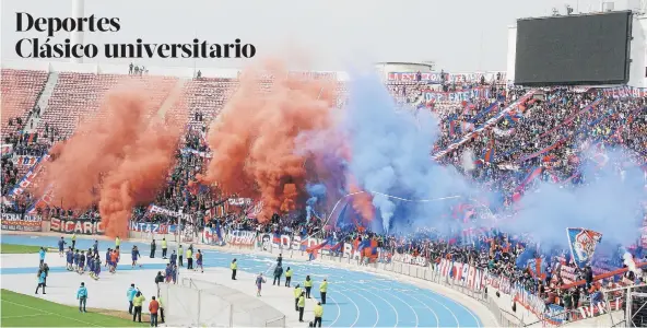  ?? FOTO: AGENCIAUNO ?? Cinco mil fanáticos llegaron al Nacional a darle el último aliento al equipo antes del clásico.