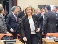  ?? Foto: EFE ?? Arbeitsmin­isterin Fátima Báñez bei einer Sitzung der Kontrollko­mmission für den Pakt von Toledo im Januar.
