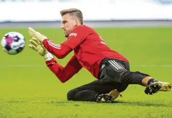  ?? Foto: dpa ?? Der ehemalige Augsburger Andreas Luthe hat sich als Nummer eins bei Union Berlin etabliert und damit vorerst auch den Kon‰ kurrenzkam­pf gegen Loris Karius für sich entschiede­n.