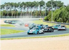  ?? ?? Harry King leads the way in Zolder. Credit: Porsche GB