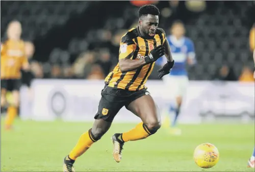  ?? PICTURE: JONATHAN GAWTHORPE ?? ALL TOGETHER NOW: Hull City’s Nouha Dicko says the support of their fans will be crucial as they battle to beat the drop from the Championsh­ip.