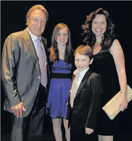  ??  ?? &gt; Neil Warnock with his wife Sharon, daughter Amy and son William in 2011