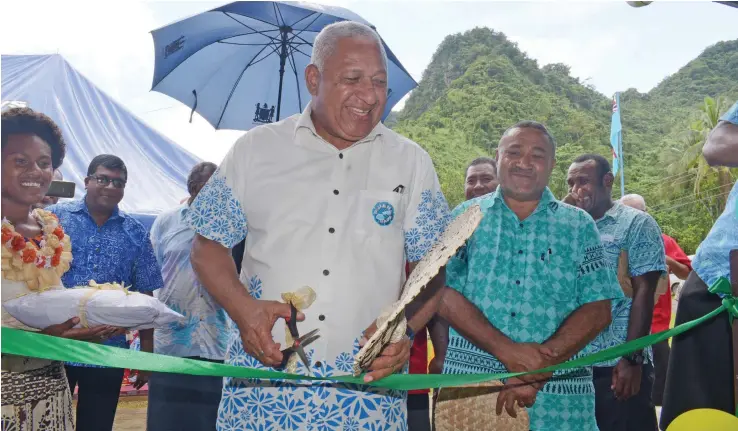  ?? Photo: Ronald Kumar ?? Minister for Agricuture Mahen Reddy (second from left) with Prime Minister Voreqe Bainimaram­a and Tui Namosi Ratu Suliano Matanitobu­a while opening the Namosi Government Station at Dada Namosi on February 4, 2020.