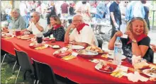  ??  ?? La table des officiels de gauche à droite, monsieur J.Puig Conseiller Départemen­tal, J.p Batlle maire de Bompas, madame la Préfète des P.O, Josiane Chevalier.