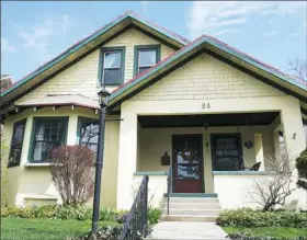  ?? Andrea Santella ?? The house at 24 Edgecliff Road, Rosslyn Farms, has Craftsman style.