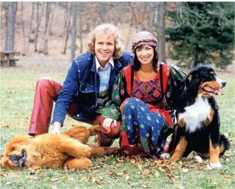  ?? FOTO: IMAGO IMAGES ?? Die 80er Jahre: Thomas Gottschalk mit Ehefrau Thea. Das Paar trennte sich 2019 nach 42 gemeinsame­n Jahren.