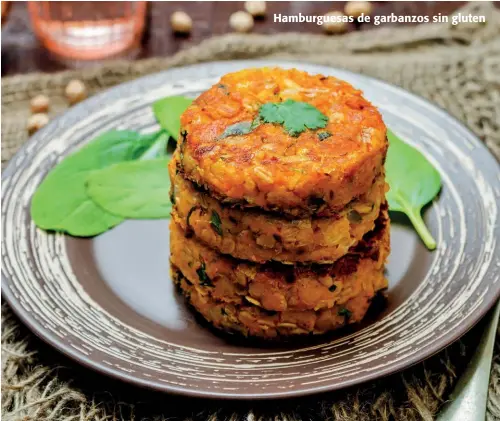  ??  ?? Hamburgues­as de garbanzos sin gluten