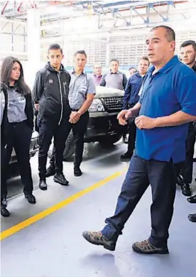  ?? RAFAEL PACHECO ?? La educación dual se probó en el 2017. En la foto, alumnos de décimo año en una clase de Mecánica Automotriz en el Covao.