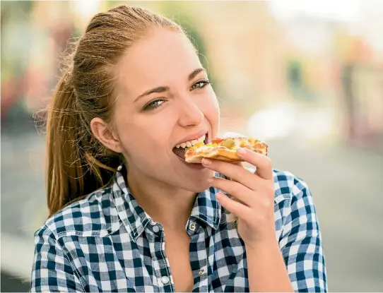  ?? 123RF ?? Biological­ly, there may be some benefit to a cheat meal, but there’s no proven scientific evidence to say a whole cheat day is a good idea.