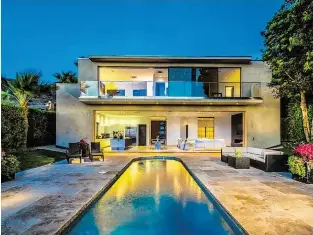 Luxusvilla am eigenen Palmenstra­nd - PressReader