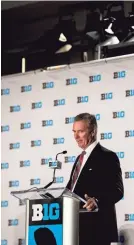  ??  ?? Ohio State coach Urban Meyer speaks during Big Ten media days July 24 in Chicago. PATRICK GORSKI/USA TODAY