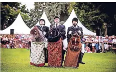  ?? FOTO: LIMBURG FESTIVAL ?? Les Goulus aus Frankreich bieten beim Limburg Festival interaktiv­e Comedy.