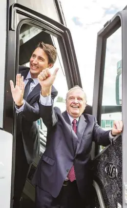  ?? erNeST dOrOSzUk / POSTMedIA NeWS FILeS ?? Justin Trudeau with former prime minister Paul Martin — though perhaps better regarded for his days as finance minister — during a Toronto campaign stop in 2015.