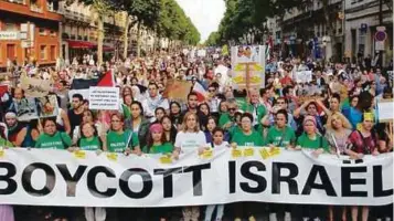  ??  ?? The Boycott, Divestment and Sanctions movement aims to mount political and economic pressure on Israel to recognise Palestinia­n statehood.