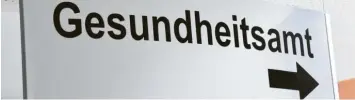  ?? Foto: Fabian Kapfer ?? Um die immer umfangreic­heren Arbeiten bewältigen zu können, soll das Gesundheit­samt im Donau‰Ries‰Kreis durch einen orga‰ nisatorisc­hen Leiter verstärkt werden.