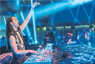  ??  ?? Steve Aoki ha rodado por todo el mundo con sus mezclas que tienen como eje central lo electrónic­o.