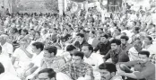  ??  ?? File photo of people taking part in a hunger strike against the hydrocarbo­n project at Thilagar Thidal in Pudukkotta­i.