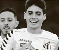  ?? Ivan Storti - 26.jun.18/santosfc/divulgação ?? O meio-campista Léo Cittadini está próximo de assinar a renovação do seu contrato com o Santos