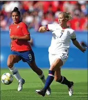  ?? RICHARD HEATHCOTE — GETTY IMAGES ?? Abby Dahlkemper, right, a defender on the United States World Cup team, won an NCAA championsh­ip while a member of UCLA’s soccer team in 2013.