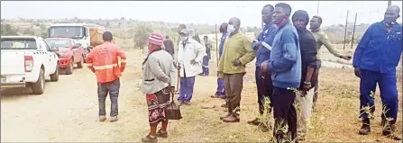  ?? ?? Angry residents of Ntandweni area near His Majesty King Mswati III Internatio­nal (KMIII) Airport yesterday blocked Inyatsi trucks transporti­ng quarry stones from entering and exiting the quarry mine situated just 200 metres from the airport.