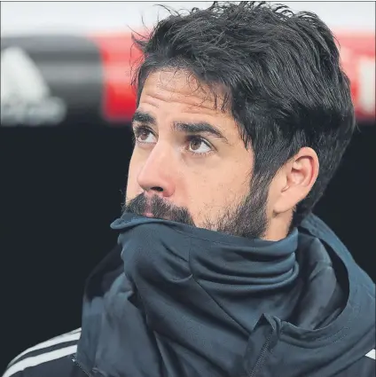  ?? FOTO: EFE ?? Isco sigue desterrado al banquillo por Solari que desde que llegó al banquillo no cuenta con el jugador malagueño