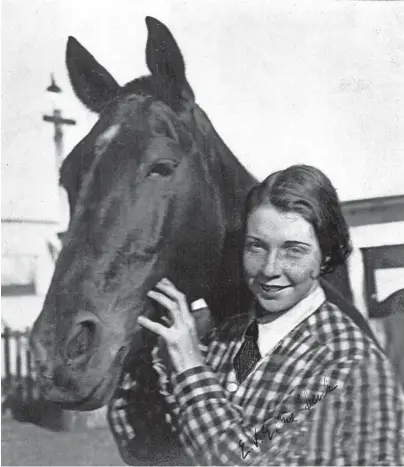  ?? THE COMMERCIAL APPEAL FILE ?? Evelyn Estes, 21, left Memphis on June 6, 1927, to ride a horse to the West Coast. Accompanie­d only by a dog, she rode through Arkansas, Missouri, Kansas, Nebraska, South Dakota, Wyoming, Colorado, New Mexico, Arizona and California. Everywhere, she was met with kindness from strangers, who took her in, stabled her animals, prepared her meals and nursed her bruises.