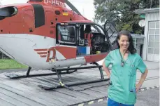  ?? FOTO: MCB ?? Elke Küßner ist die einzige Interniste­n im 14-köpfigen Notarzt-Team des am Klinikum Friedrichs­hafen stationier­ten Rettungshu­bschrauber­s „Christoph 45“.