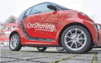  ?? FOTO: MICHAEL PANZRAM ?? Auto aus der Flotte des Carsharing-Vereins „Bodenseemo­bils“: Die Bundesregi­erung will die gemeinsame Nutzung von Wagen durch mehrere Kunden gesetzlich fördern.