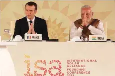  ??  ?? French President Emmanuel Macron (left) and Indian Prime Minister Narendra Modi at the launch of Internatio­nal Solar Alliance in New Delhi on Sunday.