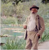  ??  ?? Claude Monet in his Giverny garden, 1905