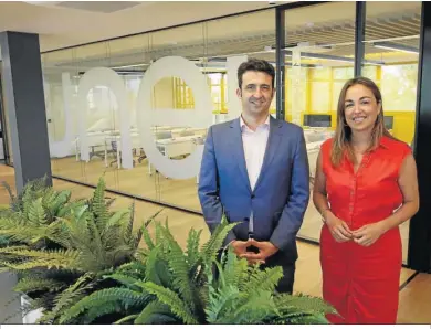  ?? ?? Rafael Cia e Inma Ponce, CEO y directora de estrategia y marketing de Unei, respectiva­mente.