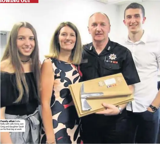  ??  ?? Family affairEddi­e Kelly with wife Anne, son Greg and daughter Sarah on his final day at work