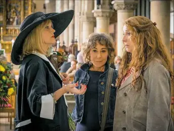  ?? Acorn.tv ?? Miranda Richardson, left, Zoe Wanamaker and Phyllis Logan star in “Girlfriend­s,” a drama premiering on Monday on streaming service Acorn.tv.