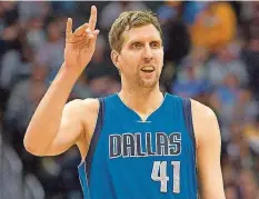  ?? FOTO: IMAGO ?? Auch mit 37 Jahren noch eine Klasse für sich: Dirk Nowitzki bestreitet mit den Dallas Mavericks seine 15. Playoffs.