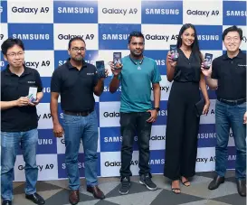  ??  ?? From left: Samsung Sri Lanka Mobile Director Yong-keun Hwang, Samsung Sri Lanka Mobile Business Head and General Manager Shantha Fernando, Top Digital influencer Chanux Sudesh, Samsung Brand Ambassador and Miss Sri Lanka ‘17 Christina Peiris and Samsung Sri Lanka Managing Director Hanbae Park