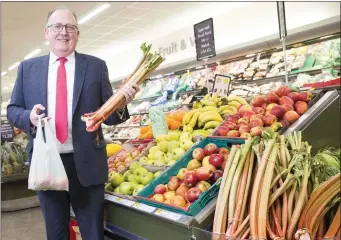  ??  ?? SuperValu Ireland Managing Director Martin Kelleher at the launch of the chain’s newly introduced compostabl­e produce bags.