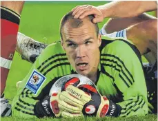  ?? FOTO: DPA ?? Galt als einer der besten Torhüter der Welt: Robert Enke.