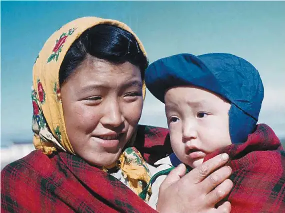  ?? PROJECT NAMING ?? Selon une note retrouvée dans le journal de Rosemary Gilliat Eaton, en voyage à Kuujjuaq du 13 juillet au 9 août 1960, cette femme pourrait être Annie Johannesee.