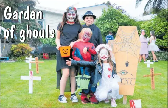  ?? LVN021118d­bhalloween­1 PHOTOS / DARRYL BUTLER ?? Kids love the Halloween Garden at 3 Kawiu Rd in Levin.