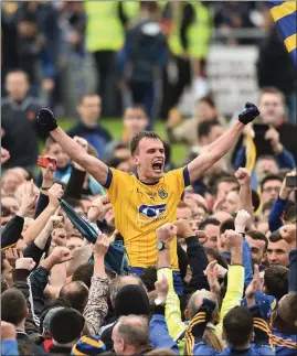  ??  ?? Enda Smith, who was sensationa­l for Roscommon, celebrates after the win.